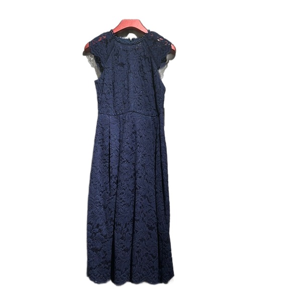 VINCE CAMUTO | Lace Cocktail Dress - Navy - Size 2 | NWT - Picture 2 of 5